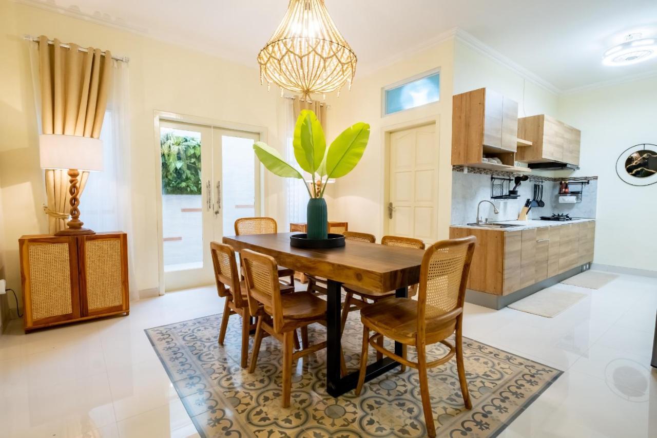 Siji Plemburan Vacation Home Kejayan Kültér fotó
