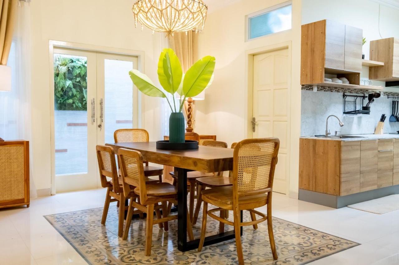 Siji Plemburan Vacation Home Kejayan Kültér fotó